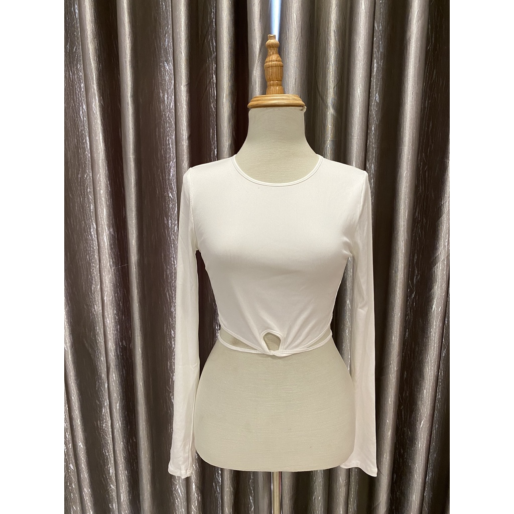 Áo croptop cột dây kiểu