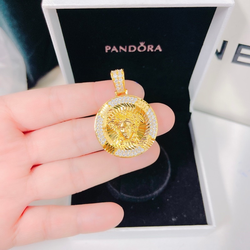 Mặt dây chuyền vercas mạ vàng