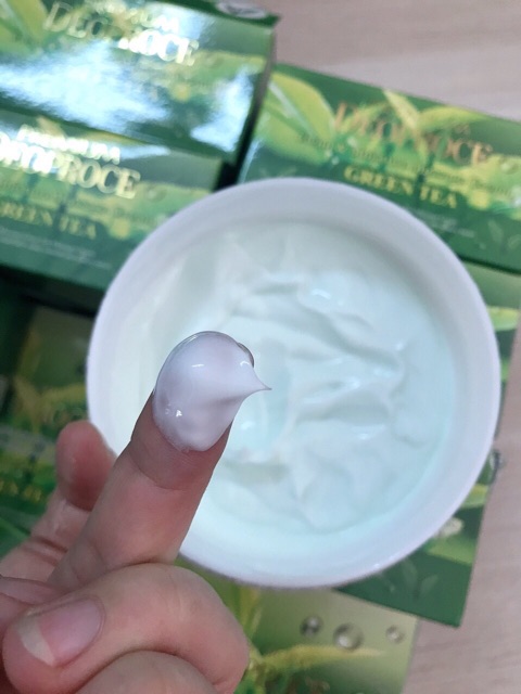 Kem massage trà xanh Deoproce