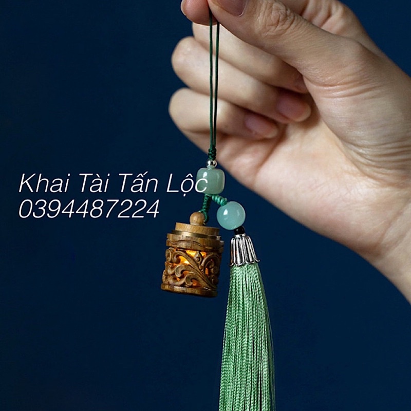 Dây treo , túi hương có đèn gỗ đàn hương phong thủy gắn điện thoại , treo xe
