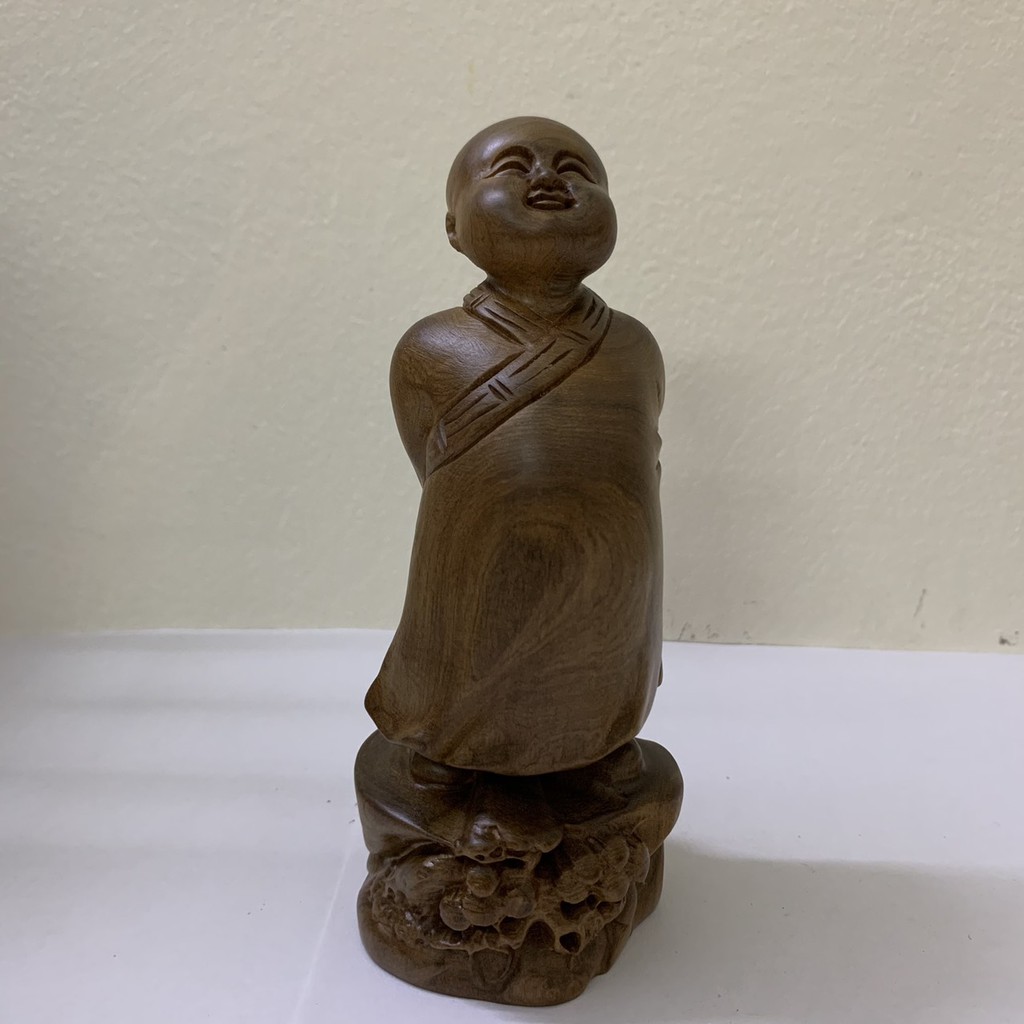 Tượng Gỗ Vạn Sự Tùy Duyên - Tượng Chú Tiểu Gỗ Bach Xanh