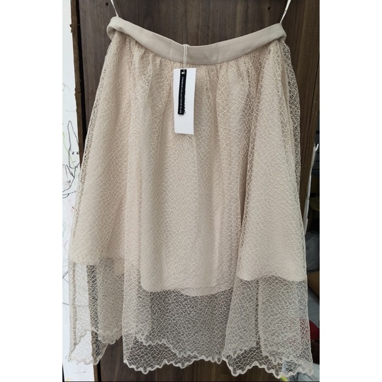Elise newtag chân váy ren be mới nguyên tag L/Xl