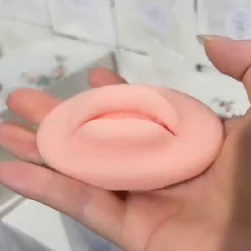 Mô Hình Đôi Môi 5D Bằng Silicone Dùng Luyện Tập Trang Điểm
