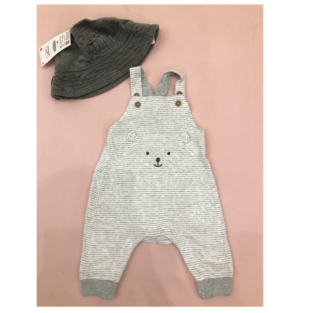 Yếm H&M dư xịn