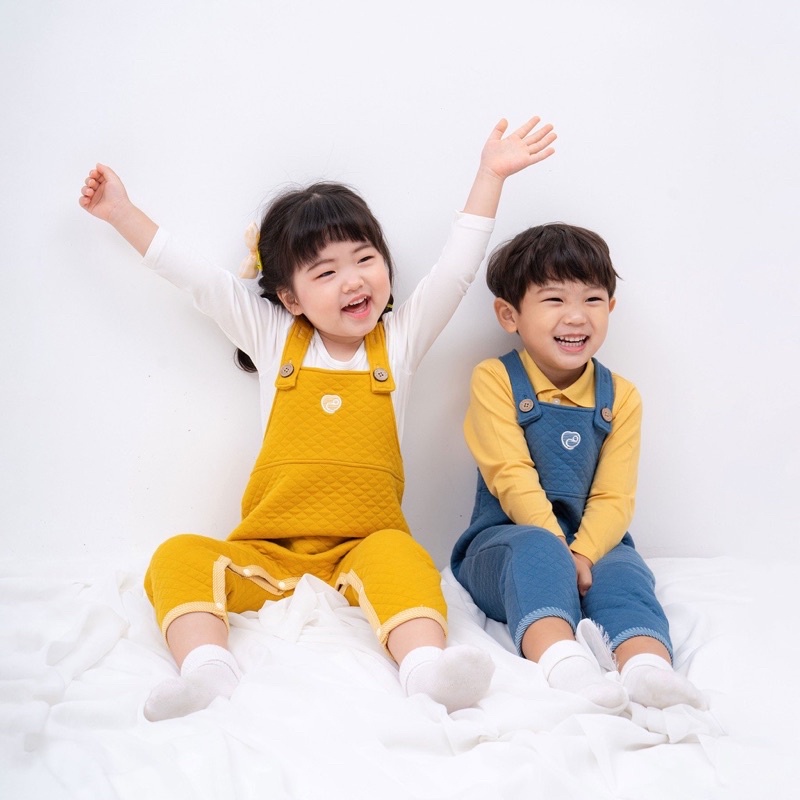 BU BABY Quần Yếm - Kyomi Huggy thương hiệu Bu Baby cho bé