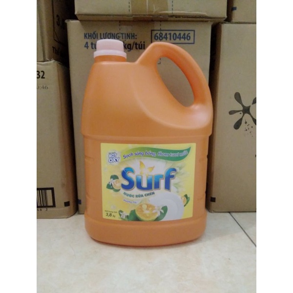 Nước rửa chén Surf hương tắc 3,8kg