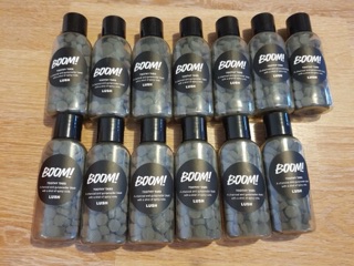 Viên đánh răng Lush (BOOM)