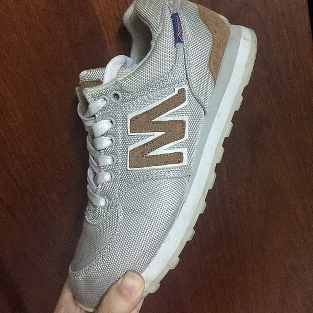 Giày Ment , giày hiệu form giống new balance nhưng hiệu Ment, real bao check , mang vào phối với đồ gì cũng đẹp luôn ấy