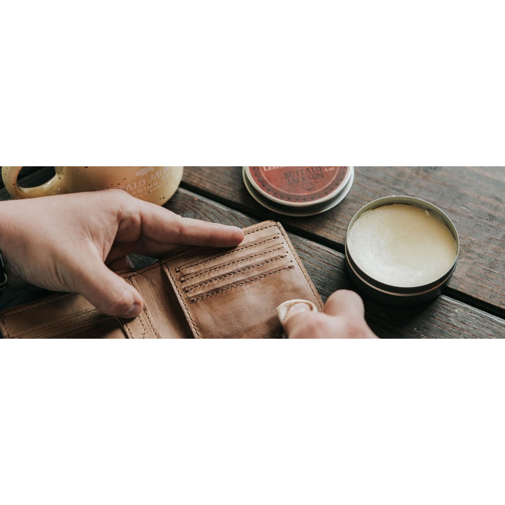 Wax Sáp dưỡng, phục hồi giữ ẩm và bảo vệ giày da, áo da,ghế da, sofa da, nội thất da, giả da BEESWAX 100ml