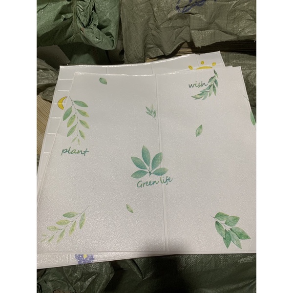 Xốp dán tường 3d hình cá dành cho trẻ em 5mm 70x77cm | BigBuy360 - bigbuy360.vn