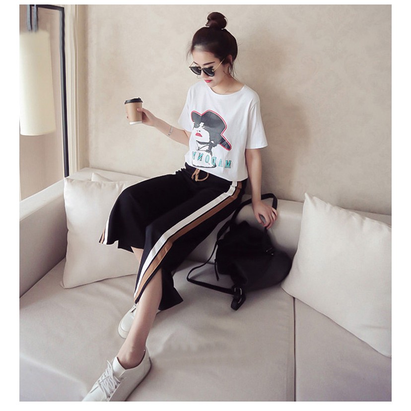 [Có sẵn] Set quần lửng ống loe và áo thun cá tính #028 | BigBuy360 - bigbuy360.vn