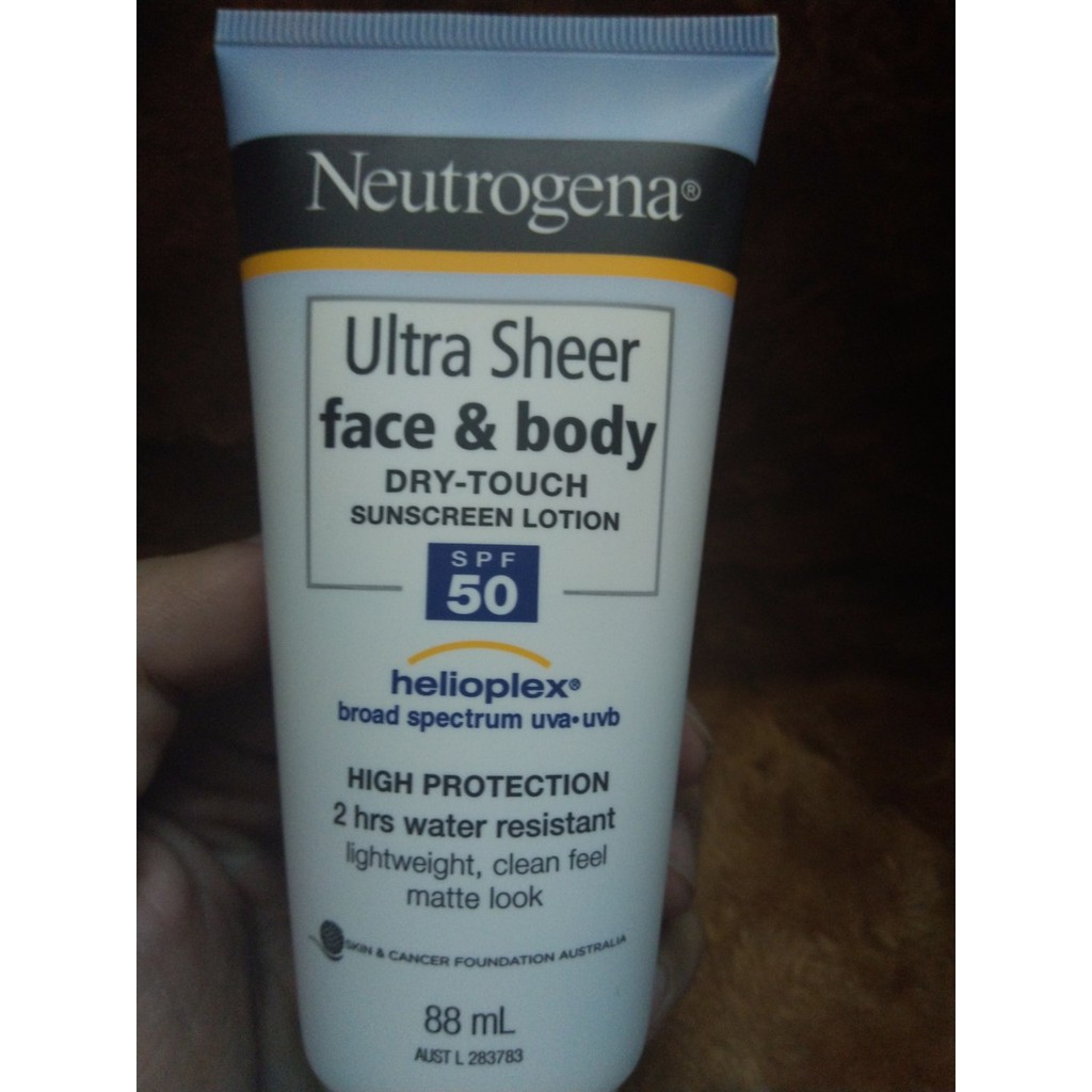 Kem chống nắng Neutrogena Ultra Sheer Face và Body Dry Touch Sunscreen Lotion SPF50 88ml