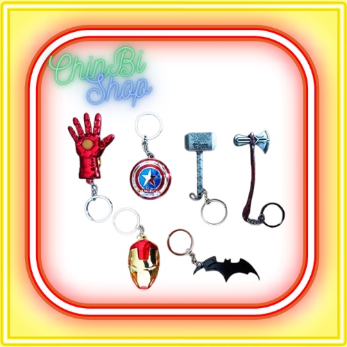 Móc khoá Marvel kèm dây da