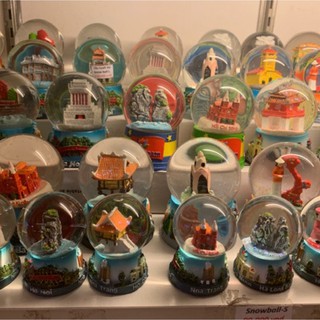 Quả cầu tuyết Việt Nam