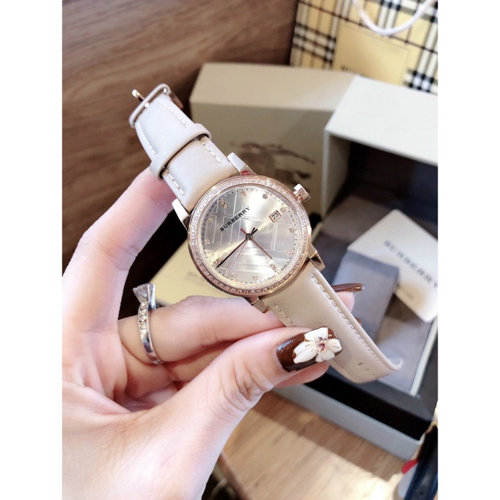 Đồng hồ nữ Burberry viền đính đá, thẻ bảo hành 12 tháng - Dongho.burberry