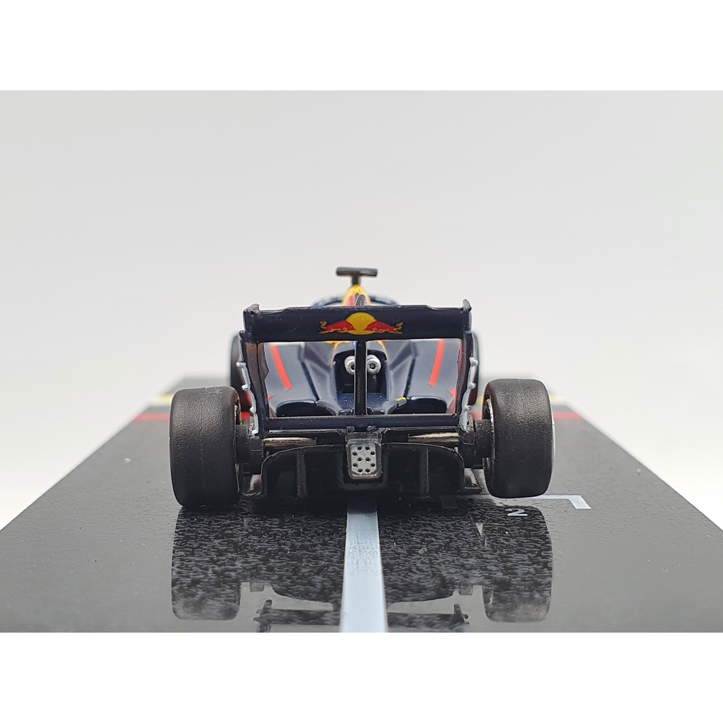 Xe Mô Hình Dallara Formula 3 1:64 Tarmac Works ( Xanh RedBull )