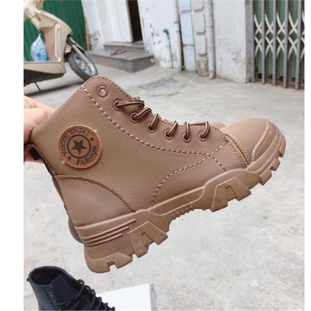 [Mã FAGREEN245 giảm 10% tối đa 30k đơn từ 99k] Giày Boot Thể Thao Cao Cổ Chât Da Mịn Sườn Logo Cực Chất H1(Fullbox) | BigBuy360 - bigbuy360.vn