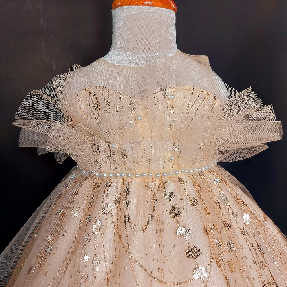 Váy đầm dự tiệc thiết kế cho bé