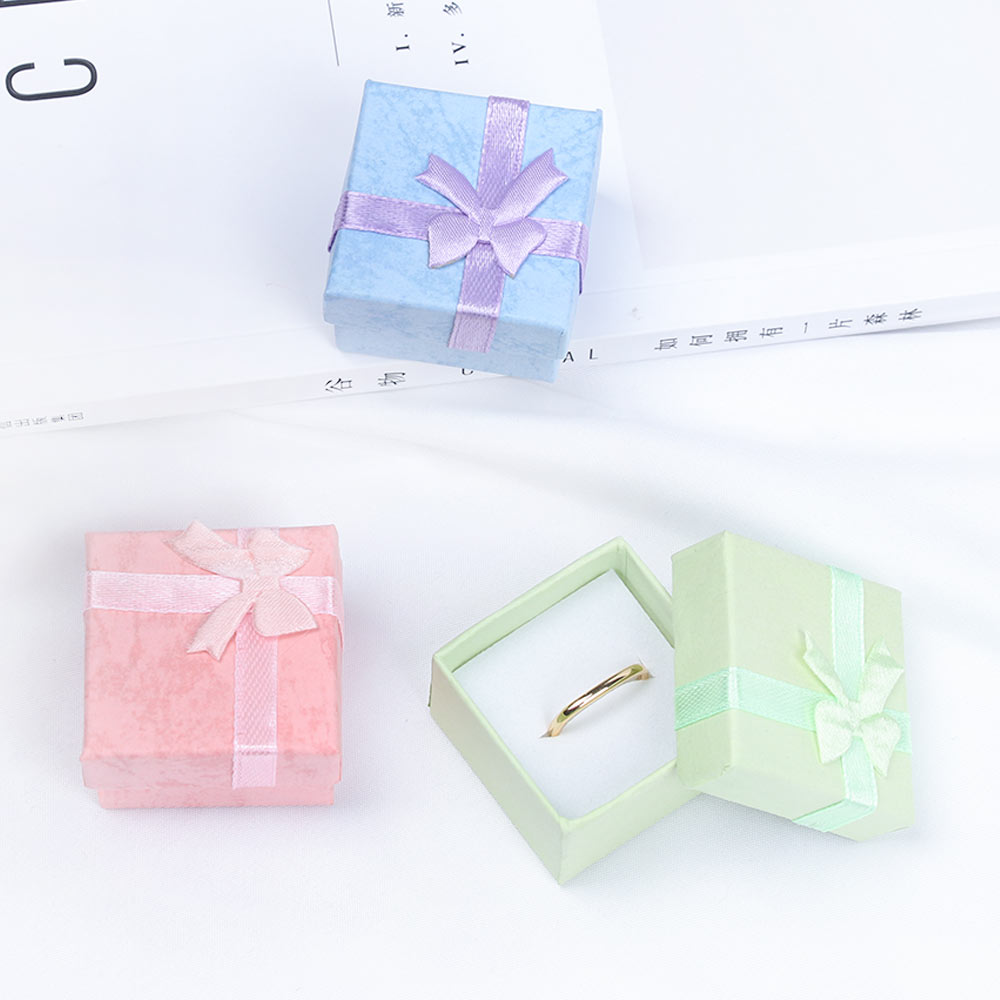 (Hàng Mới Về) Set 1 / 6 Hộp Giấy Vuông Đựng Trang Sức Tiện Dụng