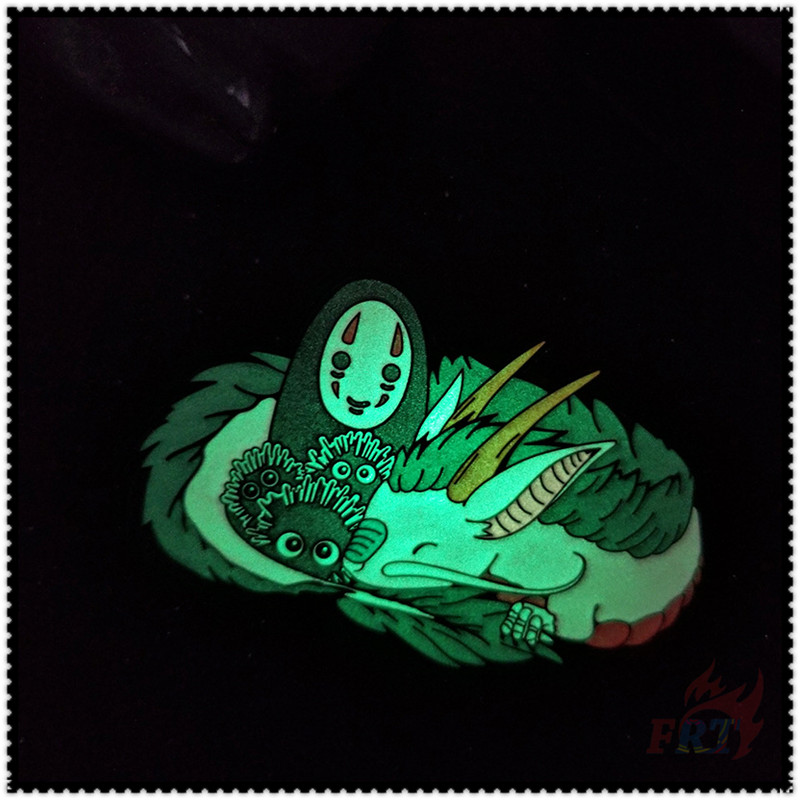 Ghim cài áo hình hình hoạt hình vô diện và rồng Spirited Away