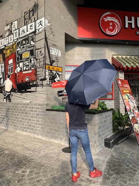 Dù bật nút Lock & Lock