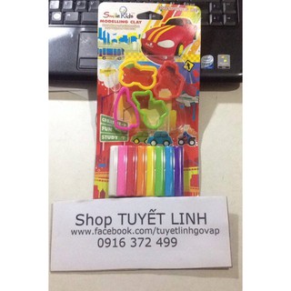 đât sét  nhiều màu  cho pé tập làm quen màu sắc :35k / vỉ