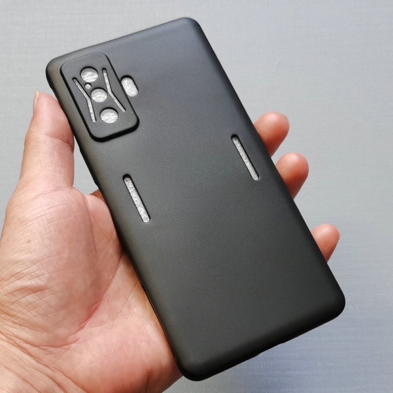 Ốp lưng dẻo màu đen cho Xiaomi K50 Gaming Silicon chống bấm bẩn cao cấp