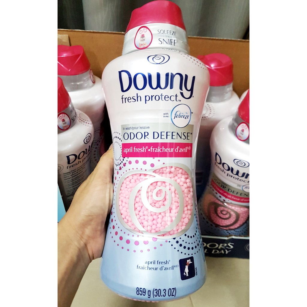 Viên xả vải Downy (màu hồng) chai 859 g của Mỹ giữ thơm lâu Downy Fresh Protect Odor Defense