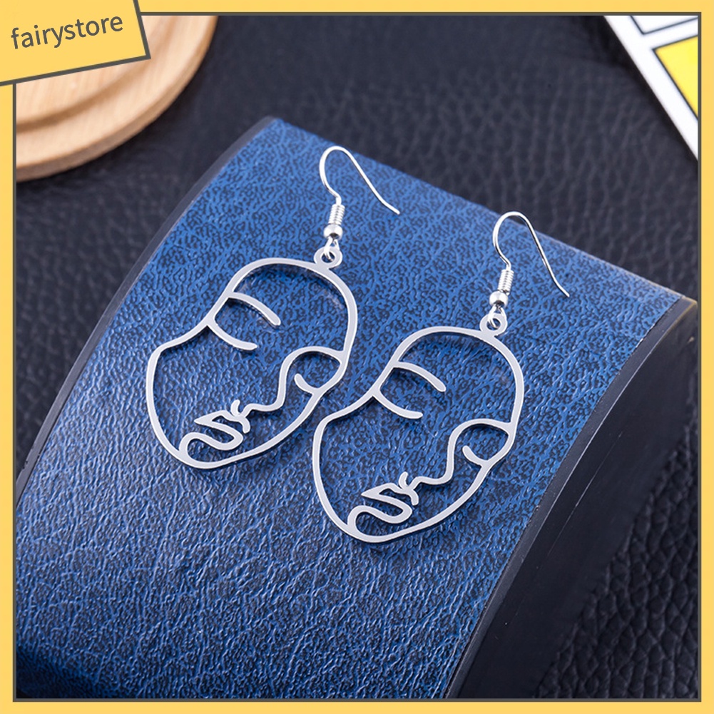 Hoa tai kim loại thiết kế độc đáo cá tính cho nữ