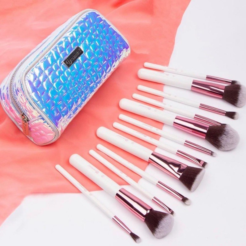 Bộ  cọ tranng điểm BH COSMETICS CRYSTAL QUAZT