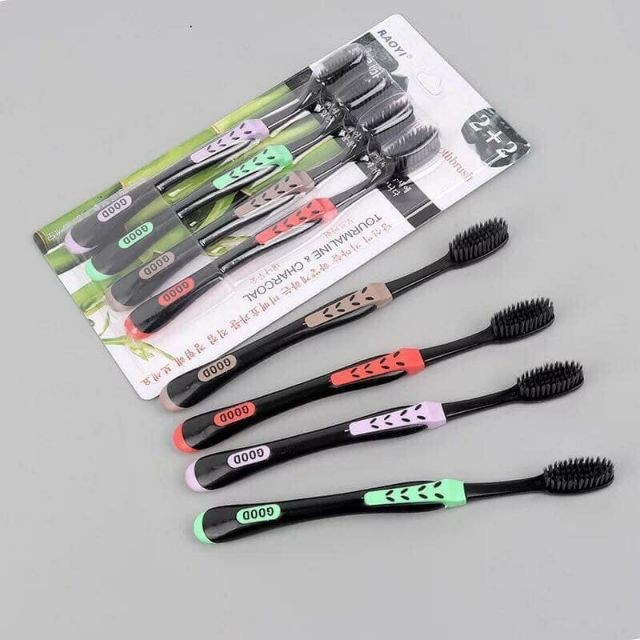 Set 4 Bàn Chải Đánh Răng Than Hoạt Tính Xuất Xứ Hàn Quốc