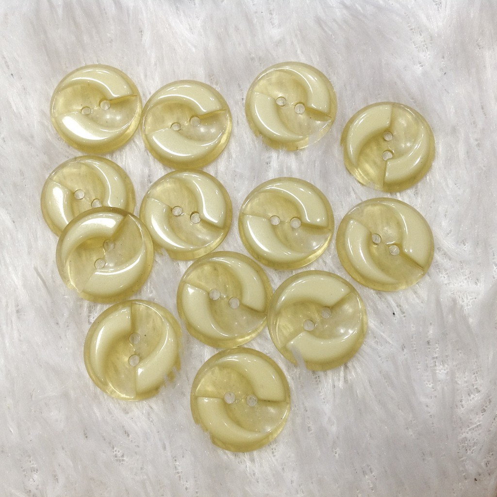 Nút áo cúc khuy nhựa các loại size 2cm khoác thời trang