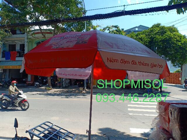 Ô DÙ LỚN_HÀNG QUÀ TẶNG TỪ VEDAN CAO 2M5 RỘNG 2M2