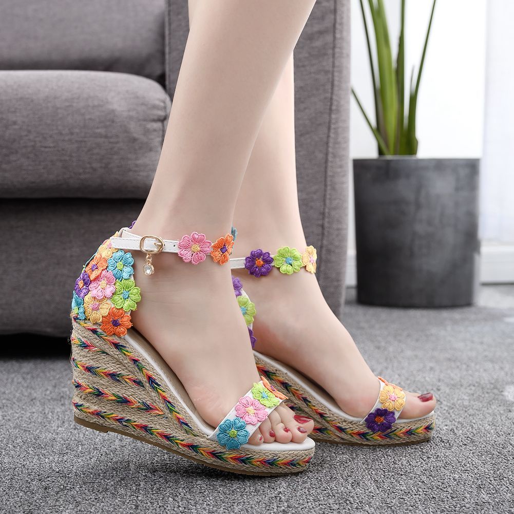 Giày Sandal Đế Xuồng 9cm Phối Ren Nhiều Màu Sắc Thời Trang