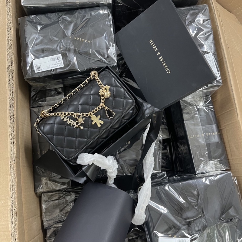 Túi CNK kèm charm happy fullbox nơ xịn