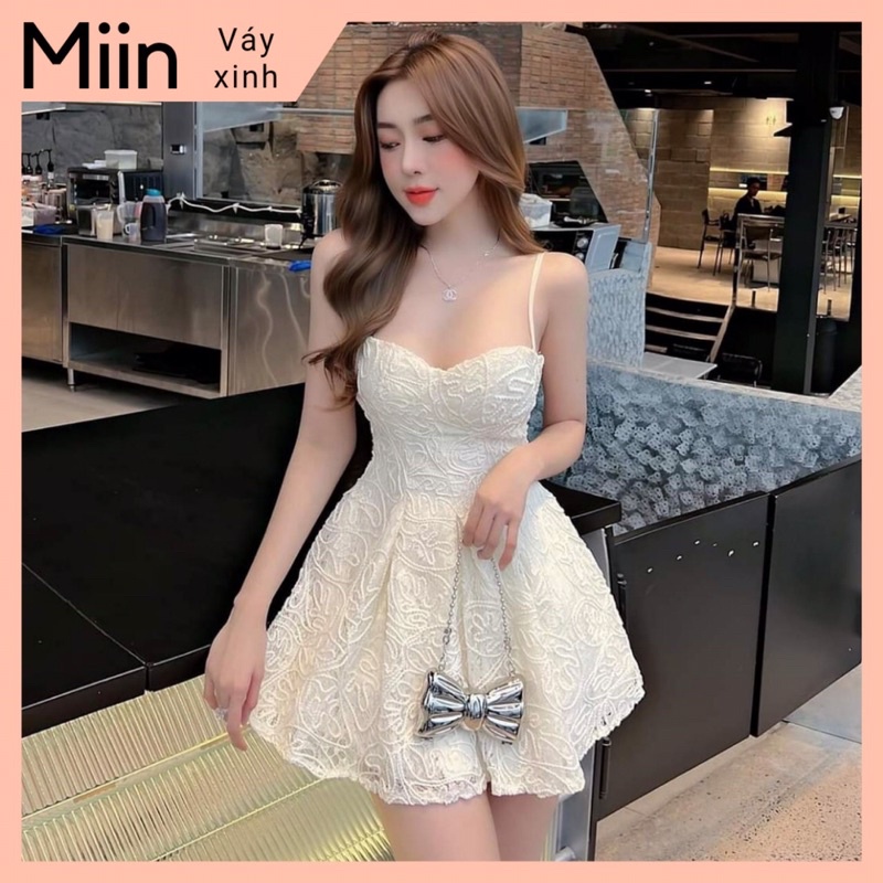 Váy 2 dây ren nổi xếp ly xòe