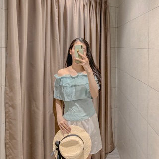 Áo trễ vai xanh