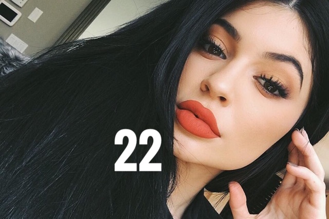 Set Son KYLIE Lip Kit (Son + Chì Môi) | BigBuy360 - bigbuy360.vn