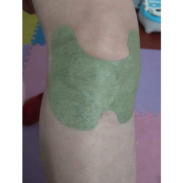 Hộp 12 miếng dán Ngải cứu giảm đau vai gáy cổ