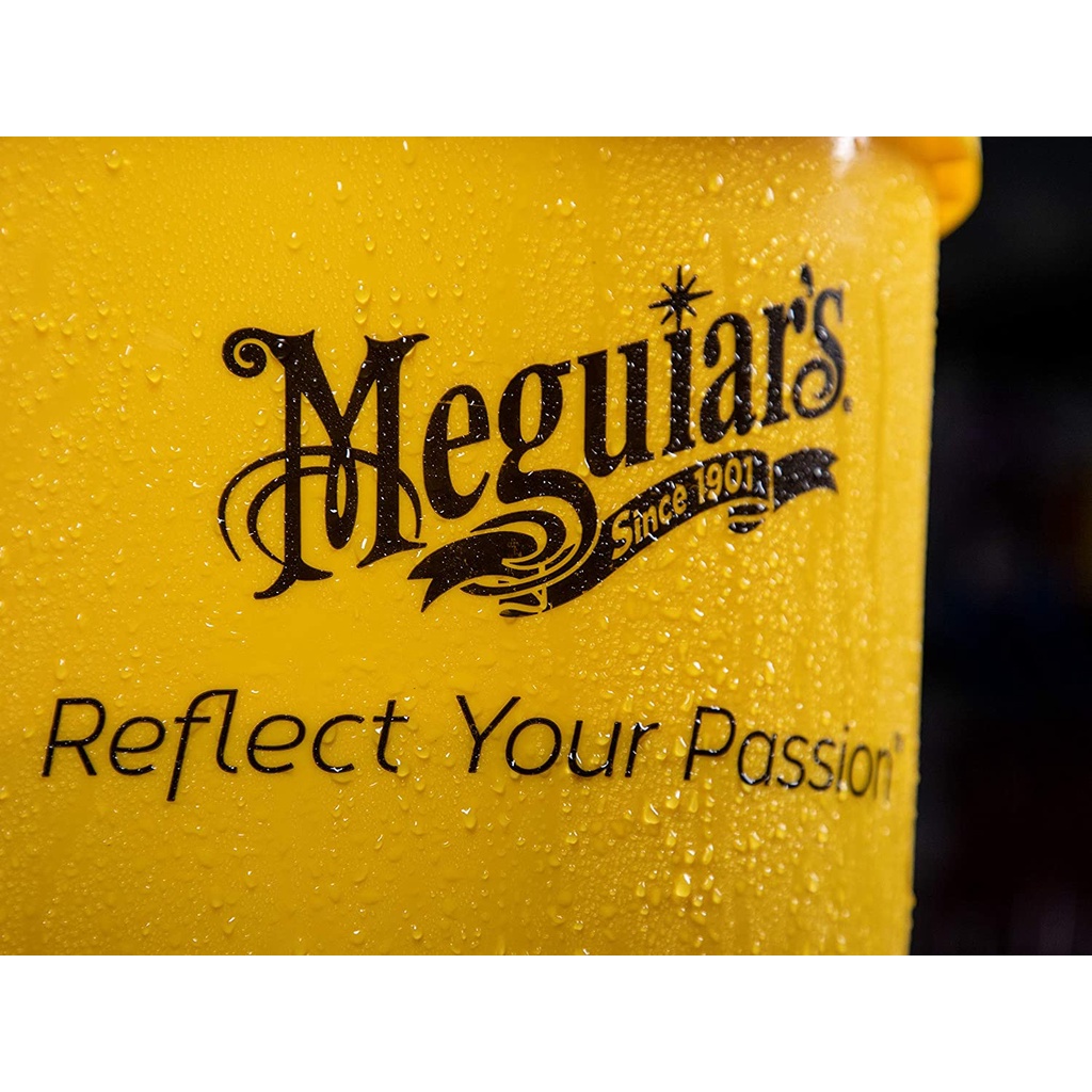 Meguiar's Xô nhựa đựng xà phòng, nước rửa xe tiện lợi có sẵn tấm lọc cát - Bucket Car Wash For Water Ànd Suds, 5 gallon