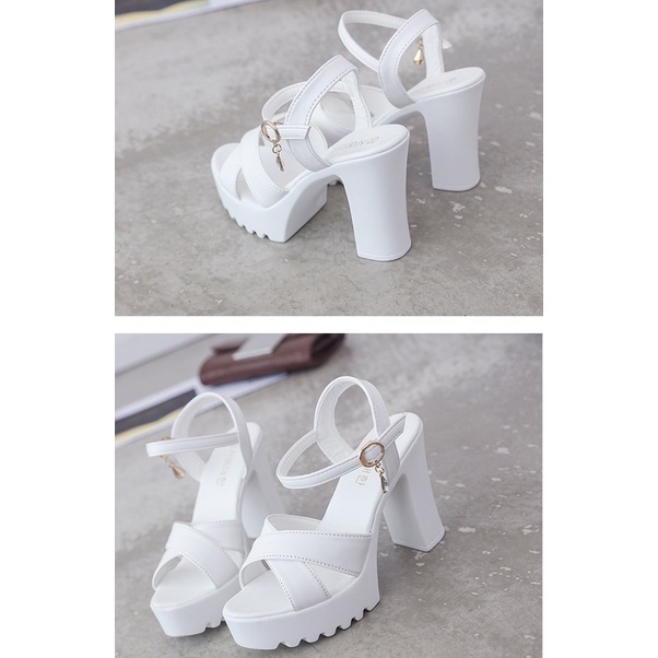 Xăng đan Cao Gót Đế Dày Phối Nút Thời Trang Dành Cho Nữ