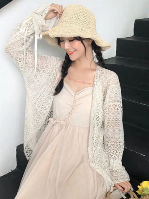 Khoác ren mỏng siêu xinh