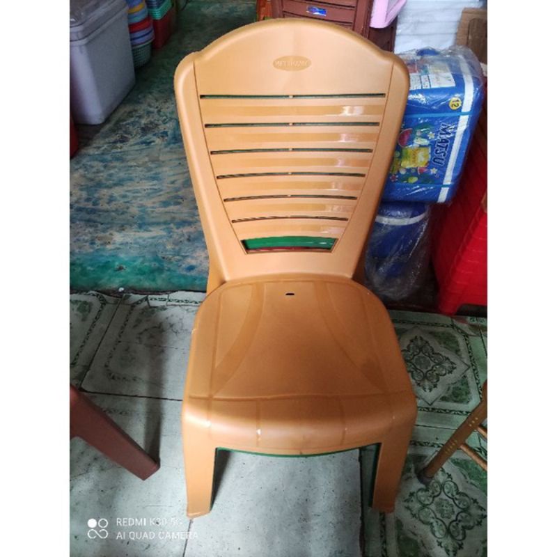 GHẾ DỰA LỚN ĐÚC SIÊU DÀY VITA