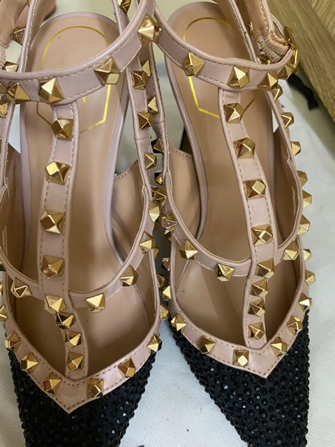 Thanh lý giày Lyn Thái Lan size 35