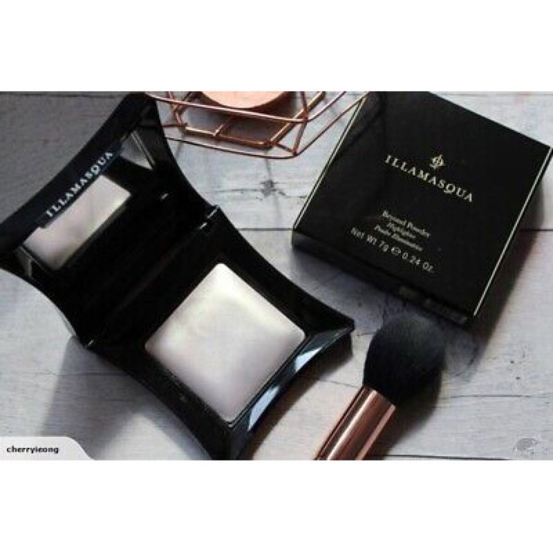 Phấn Bắt sáng Illamasqua Beyond Highlighter Daze | BigBuy360 - bigbuy360.vn