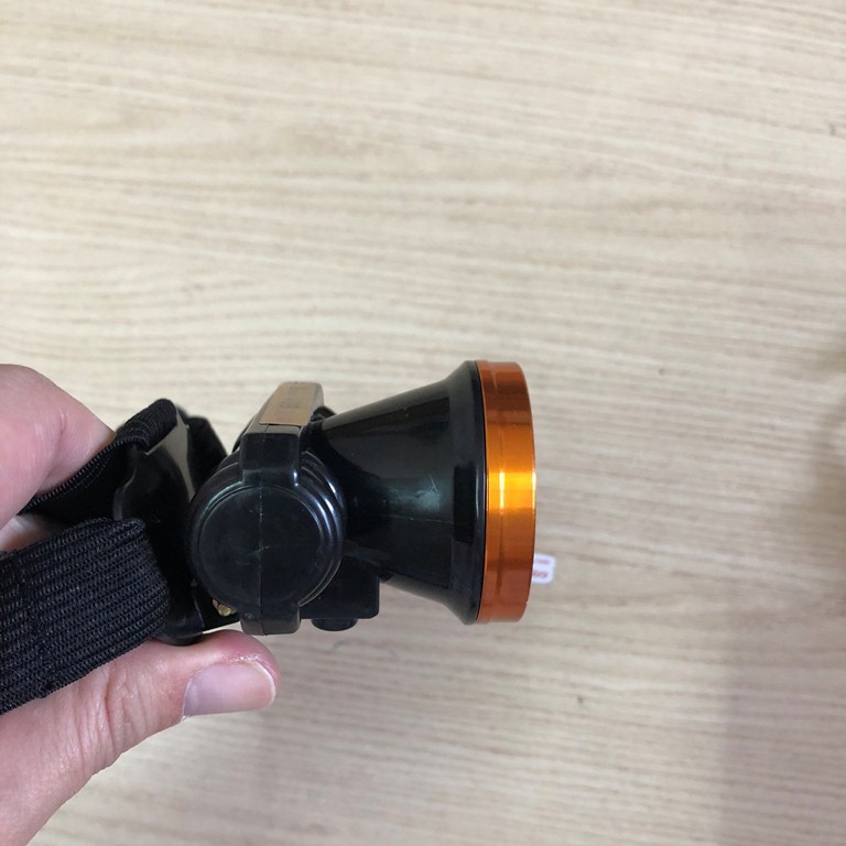 Đèn pin đội đầu 1 bóng ánh sáng tập trung (mã DP69) | BigBuy360 - bigbuy360.vn