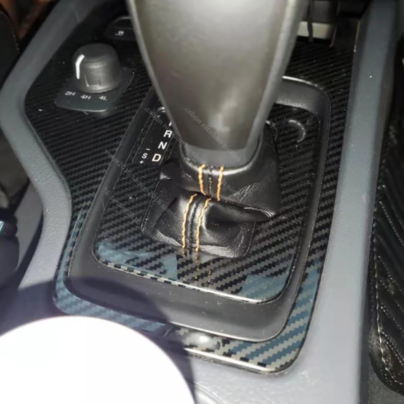 Ốp Bọc Cần Số Xe Hơi Ford Ranger Bằng Thép Không Gỉ Sợi Carbon