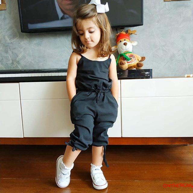 Jumpsuit có nơ thời trang xinh xắn cho bé gái