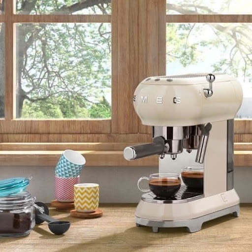 Máy pha cà phê tự động SMEG Espresso ECF01 nhiều màu