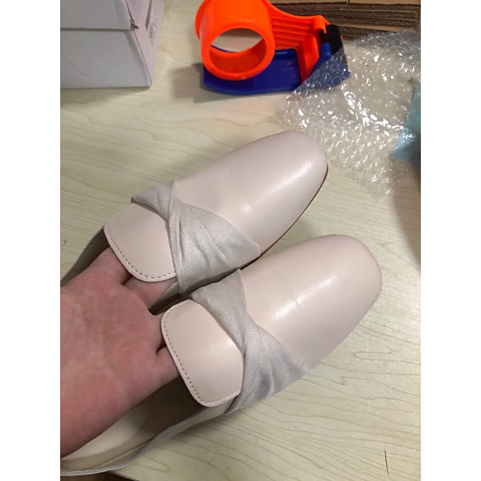 Giày sục - Suc nữ quai xoẵn mũi vuông da mềm đế êm cao 2m